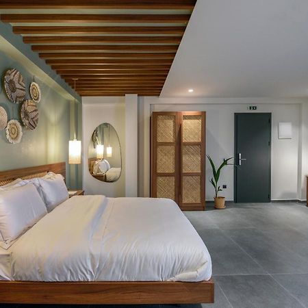 Amyntas Seafront Hotel Neos Marmaras Exterior photo