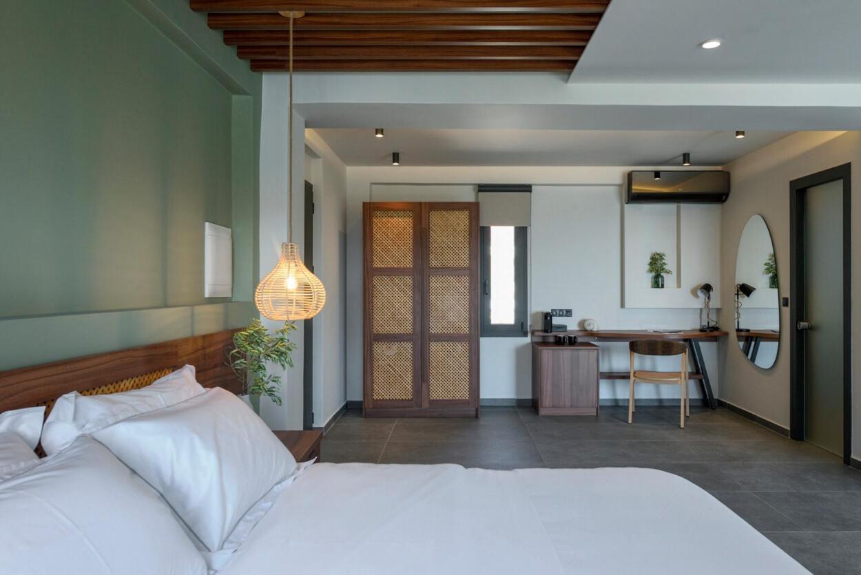 Amyntas Seafront Hotel Neos Marmaras Exterior photo