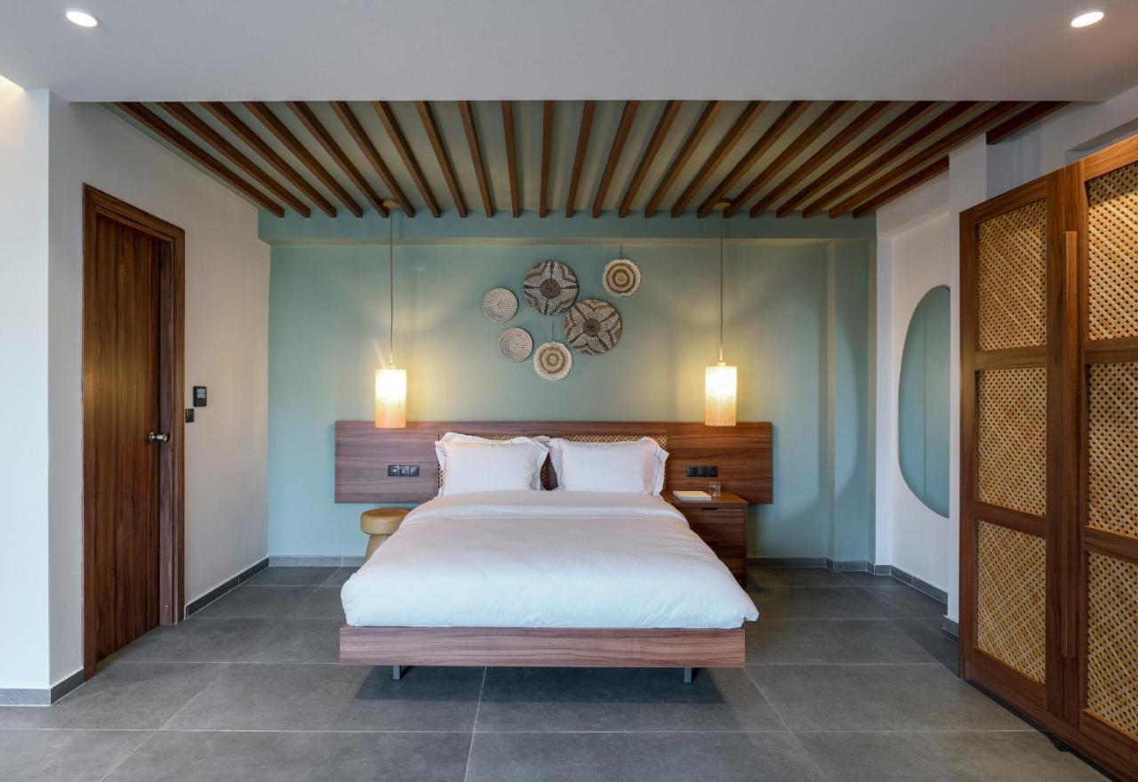 Amyntas Seafront Hotel Neos Marmaras Exterior photo