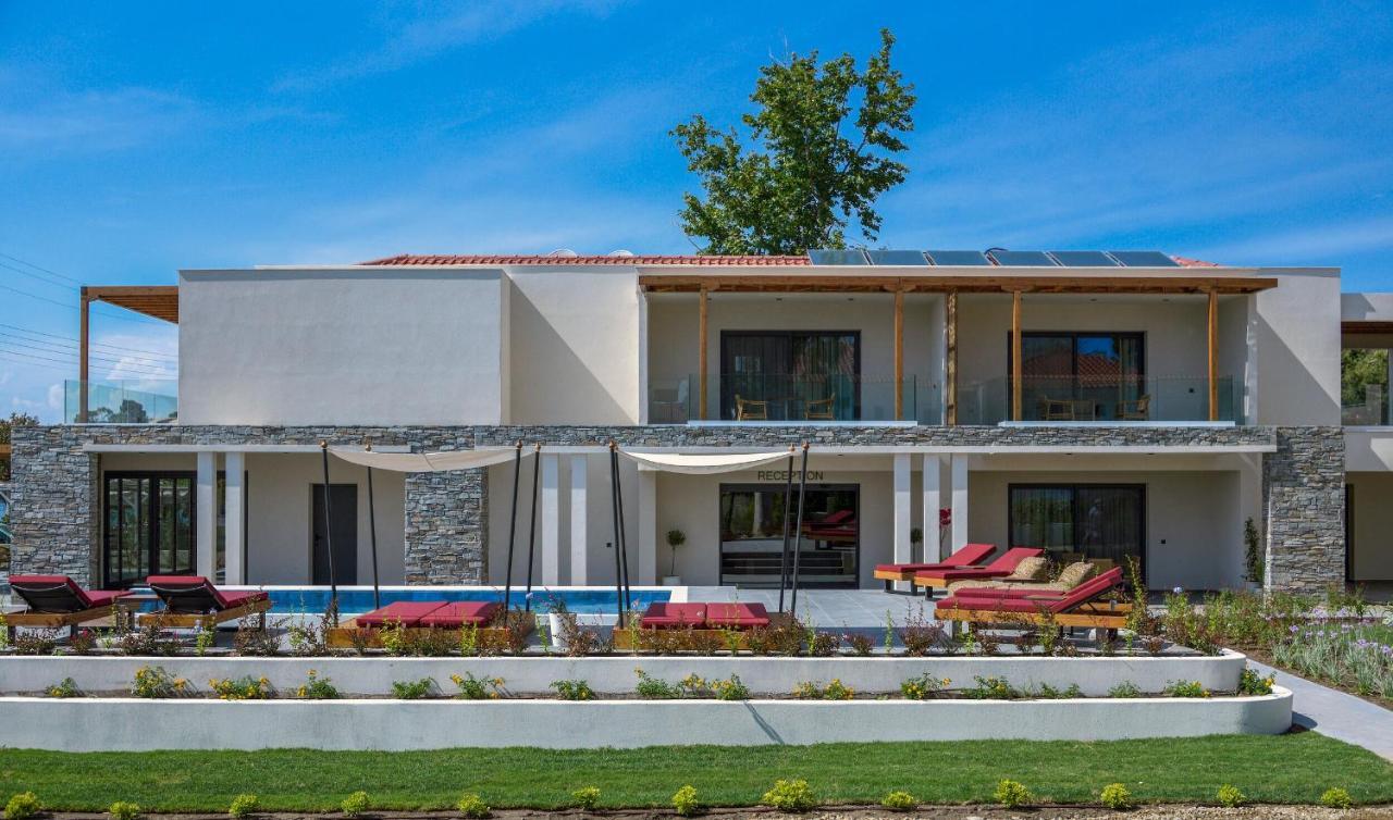 Amyntas Seafront Hotel Neos Marmaras Exterior photo