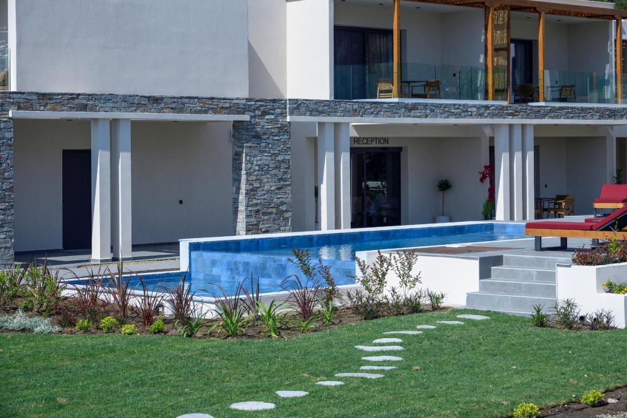 Amyntas Seafront Hotel Neos Marmaras Exterior photo